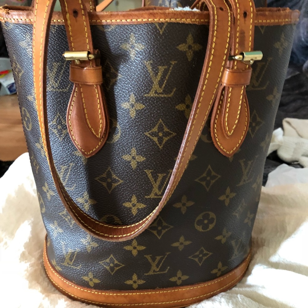 Louis Vuitton Bucket PM - Picture 1 of 8
